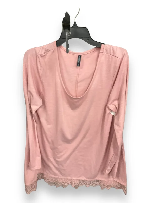 Top Long Sleeve By Massini In Peach, Size: L