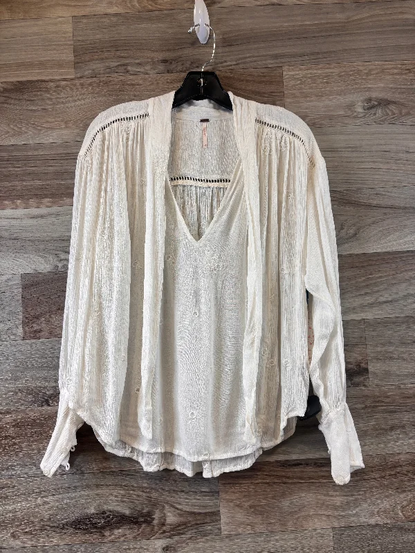 Top Long Sleeve By Free People In White, Size: Xxl