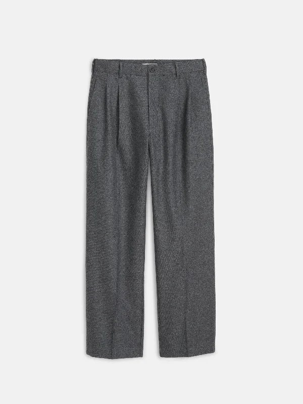 Henry Pleated Trouser In Wool Flannel